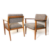 Fantastic Pair of Mid-Century Modern Walnut Lounge Chairs by Stow Davis